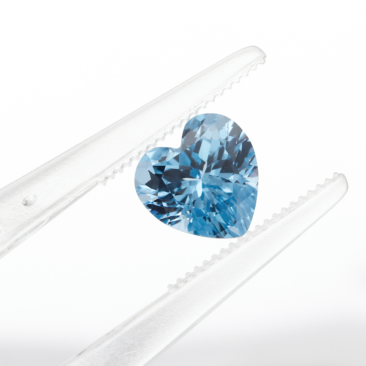 Licht aquamarijn spinel in vor - Jewelry Making Light recensie en prijs