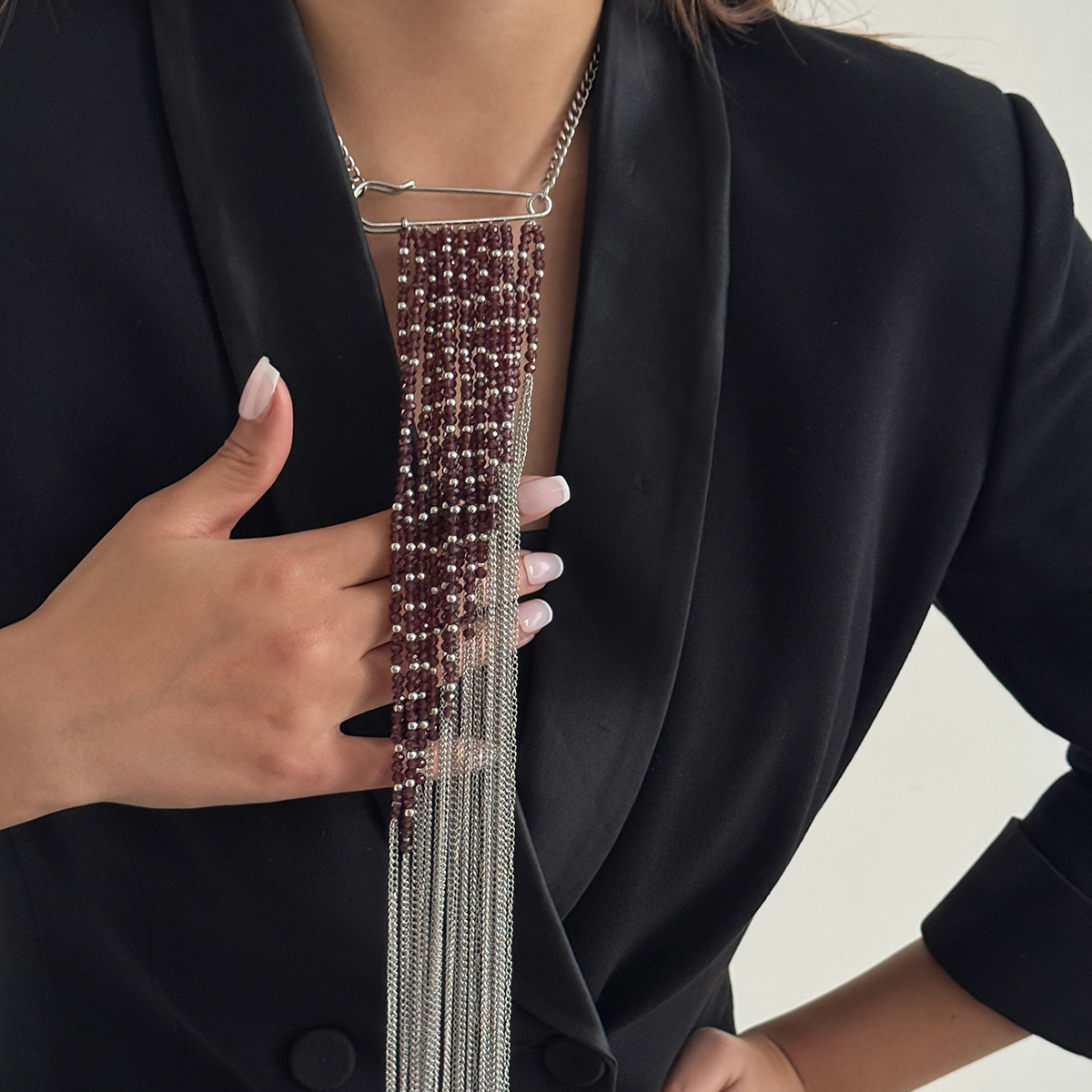 Zilverkleurige kwastjesketting - Jewelry Making Parts recensie en prijs